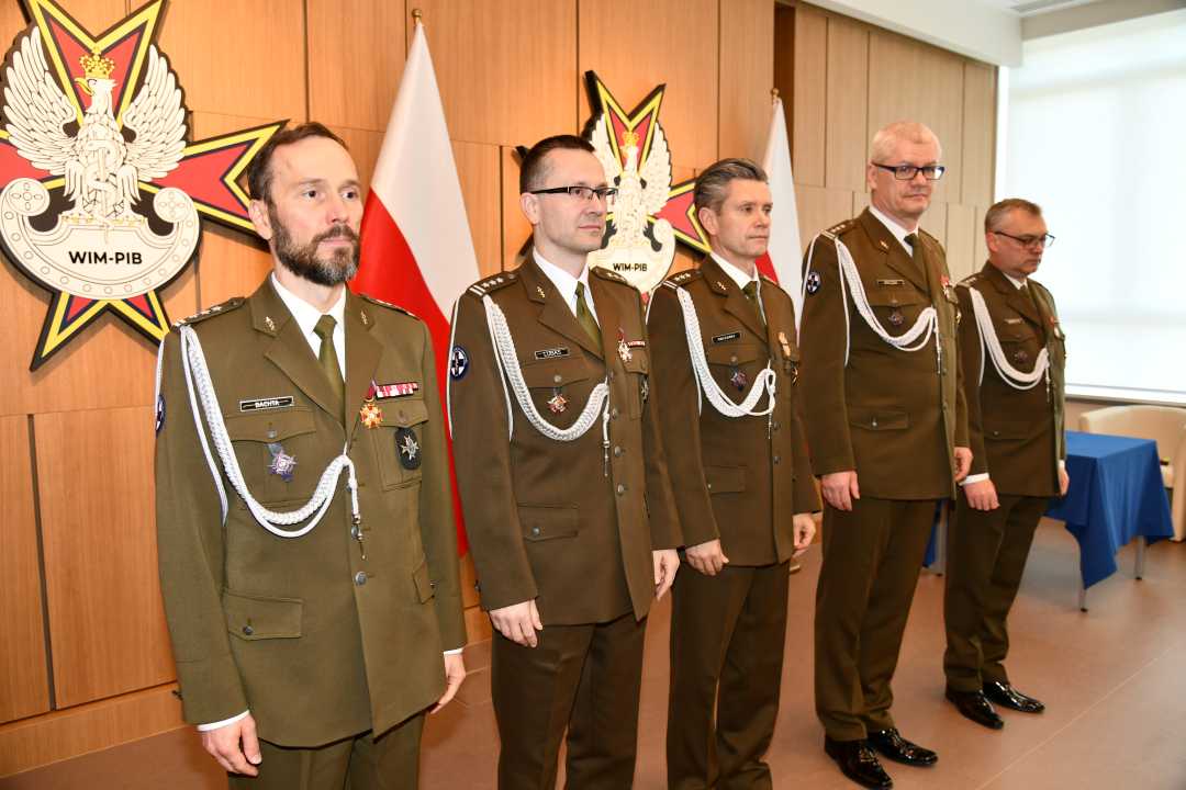 Odznaczeni Płk Artur Bachta, Płk Jarosław Kowal, Płk Arkadiusz Lubas, Płk Witold Owczarek, Płk Robert Ryczek ,Płk Marek Saracyn.