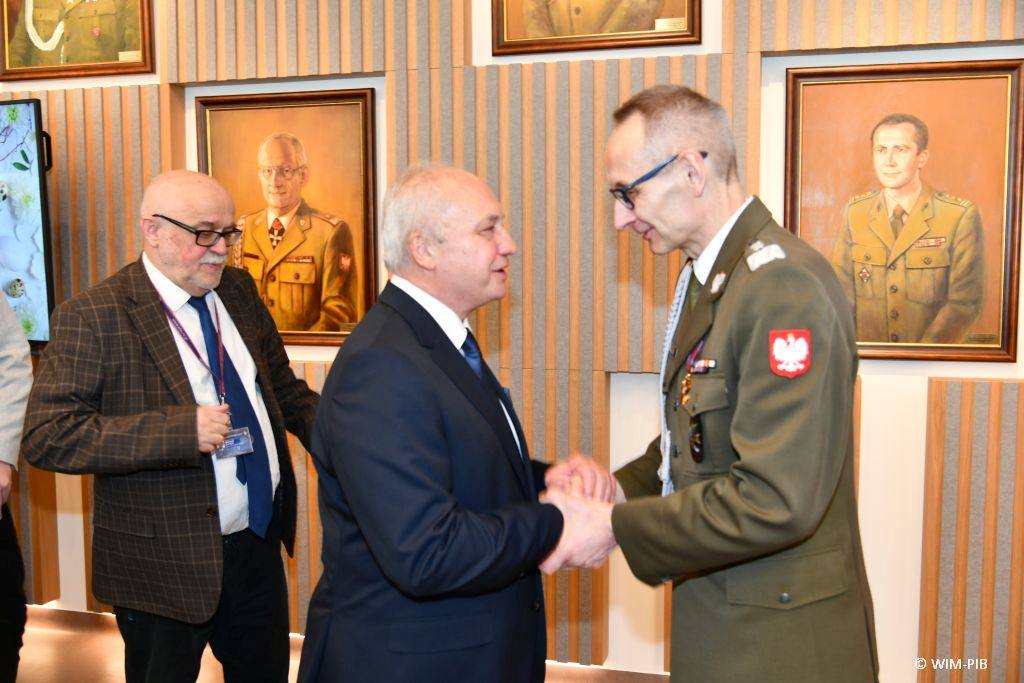 Dyrektor WIM Grzegorz Gielerak podczas spotkania wielkanocnego.
