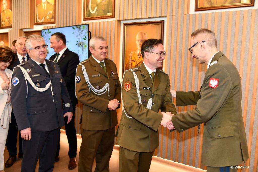 Dyrektor WIM Grzegorz Gielerak podczas spotkania wielkanocnego.