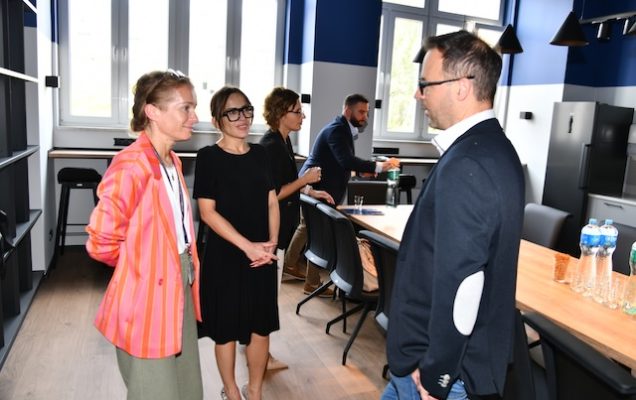 Wizyta studyjna delegacji 5. Wojskowego Szpitala Klinicznego w Krakowie w WIM-PIB