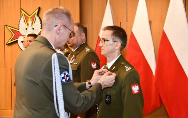 Uroczyste wręczenia medali z okazji Dnia Wojska Polskiego