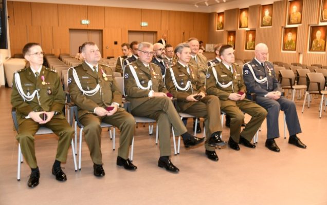 Uroczyste wręczenia medali z okazji Dnia Wojska Polskiego