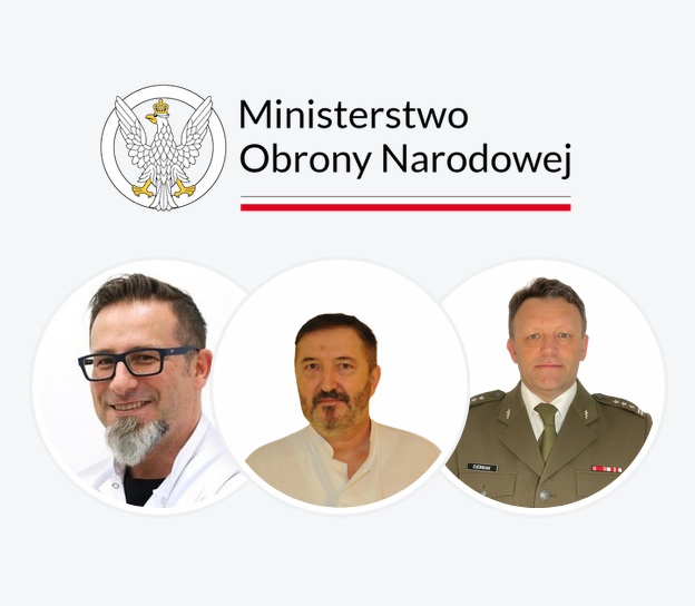Logo MON, w kółkach od lewej Kornel Szczygielski, Józef Mróz, Szczepan Cierniak.