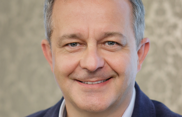 Kierownik Kliniki Chirurgii Ogólnej, Onkologicznej, Metabolicznej i Torakochirurgii Wojskowego Instytutu Medycznego - Państwowego Instytutu Badawczego objął prof. dr hab. n. med. Wojciech Lisik