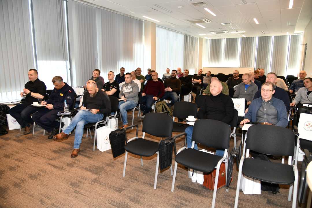 Słuchacze wykładu na sali WIM.