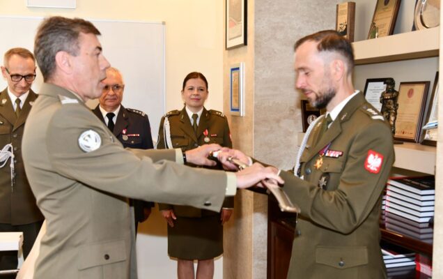 Pożegnanie z mundurem Artur Bachta