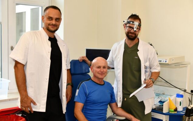 Lekarze WIM razem z weteranem na konsultacji w ramach projektu 